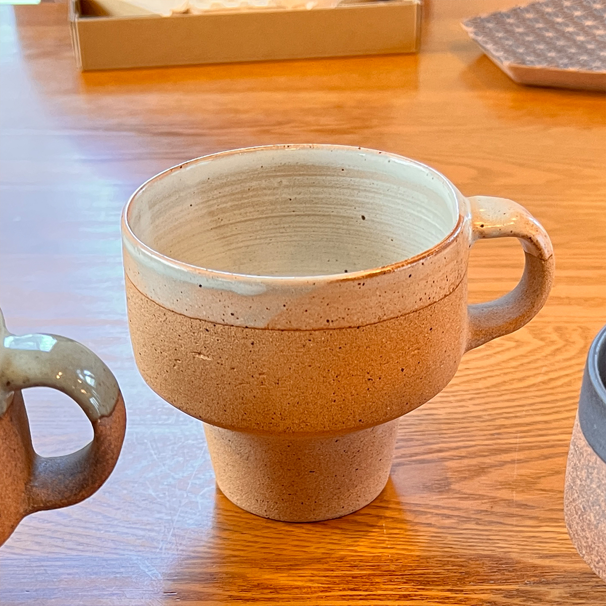鹿児島で手作り陶器「眞窯（まことがま）」　重なるMug　茶 Bwown