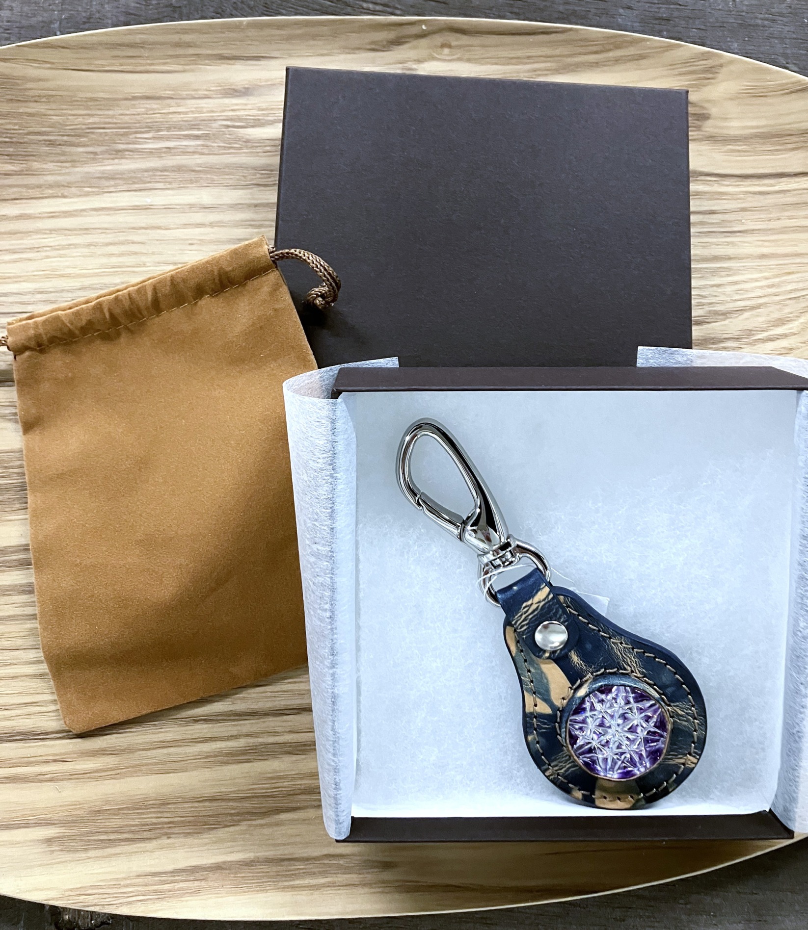 薩摩切子　藍染めレザーキーホルダー